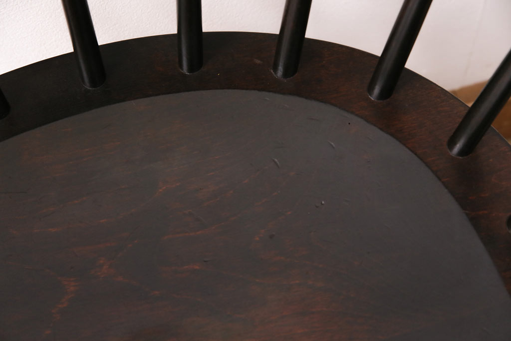 中古　松本民芸家具　#91型　落ち着きのある空間を演出するキャプテンチェア(アームチェア、板座チェア、椅子、ダイニングチェア)(R-049025)