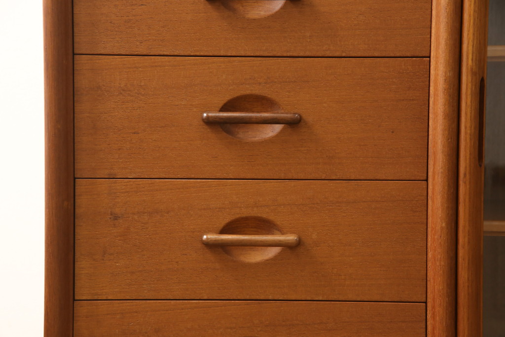 和製ビンテージ　日田工芸　チーク材製　北欧風デザインがおしゃれなサイドボード(キャビネット、収納棚、チェスト、ヴィンテージ)(R-057090)