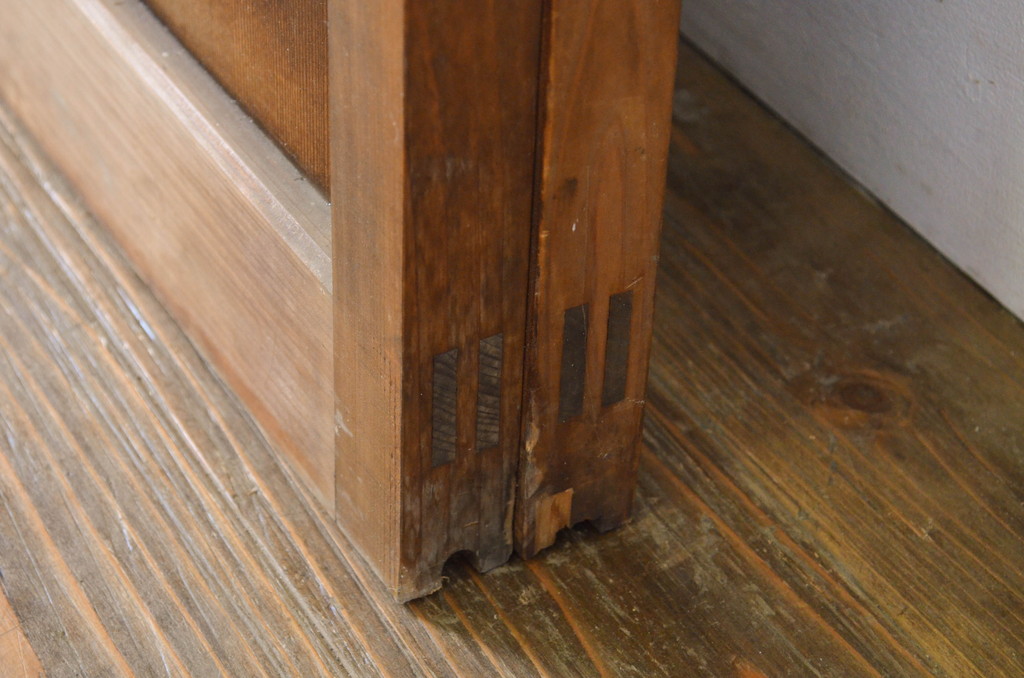 アンティーク建具　木のぬくもり感じる色合いが魅力のガラス戸2枚セット(引き戸)(R-064073)