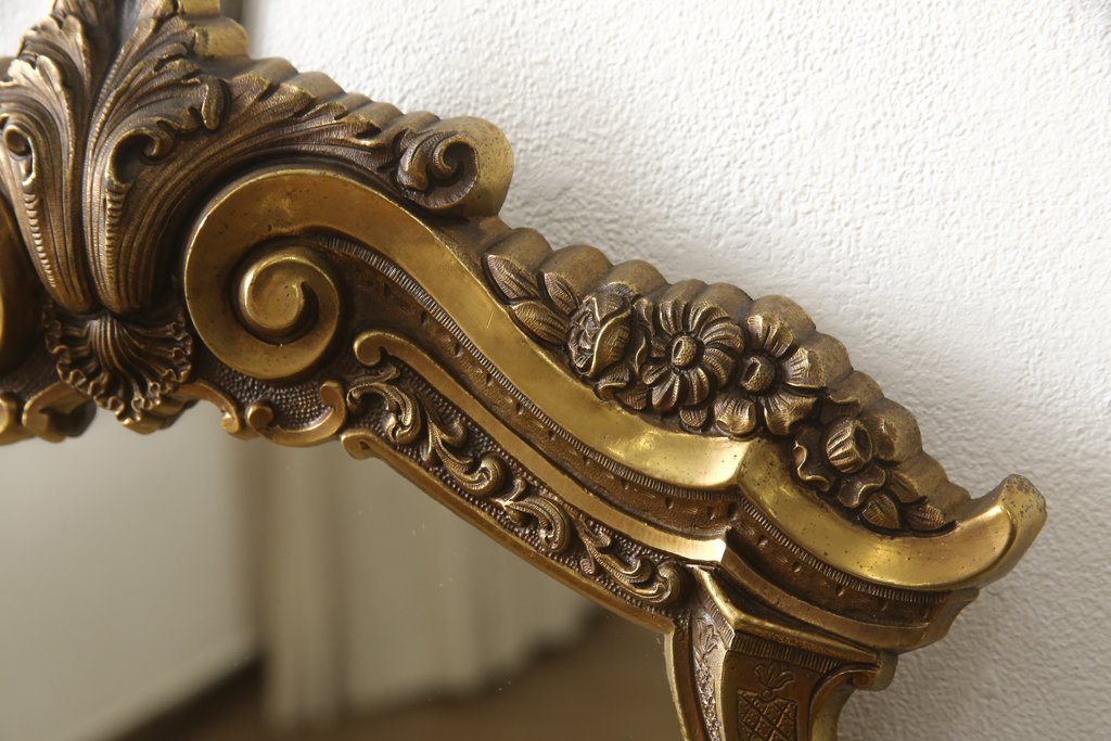 イタリアビンテージ　高級品　優雅な空間を演出してくれる真鍮製ウォールミラー(壁掛け鏡、ヴィンテージ)(R-055215)