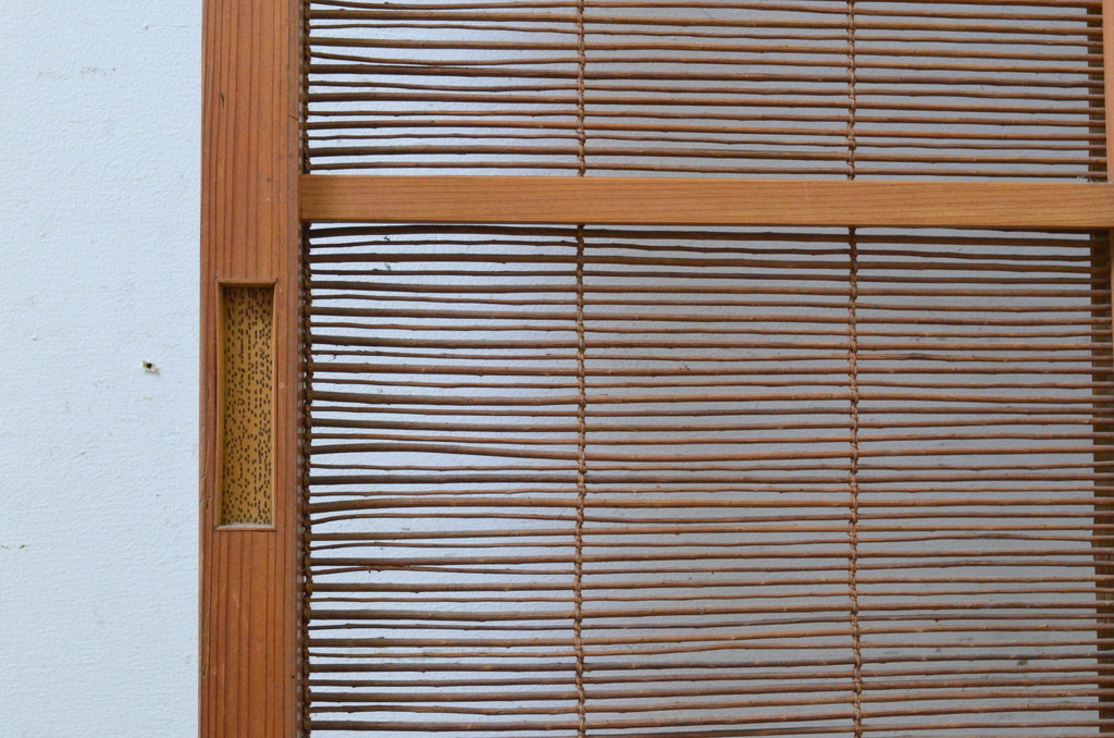 r-063600_2.jpg