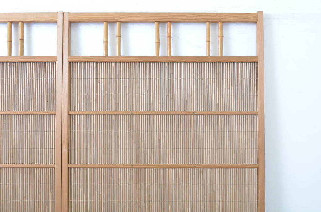 【25%OFF】 アンティーク建具 透かし彫りが素敵な夏戸2枚セット(簾戸、御簾 建具