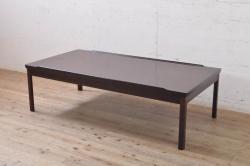 中古　美品　Cassinaixc.(カッシーナイクスシー)　FLOW(フロー)　真っ白なカラーリングにシンプルなデザインが存在感を放つ特注サイズ(セミオーダー)のセンターテーブル(ラウンドテーブル、丸テーブル、ローテーブル、リビングテーブル)(R-069778)