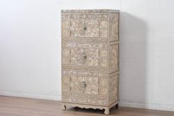 中古　超美品!!　もはや美術品!!　最高級　螺鈿(ラデン)細工　統一工芸研究院 吉正本　煌びやかな意匠が目を引くキャビネット(バンダチ、バンダジ、収納棚、李朝家具)(R-082491)