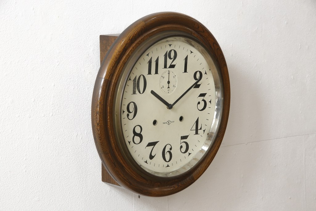 和製アンティーク　電池式　ひし形Y　レトロなデザインが魅力的な掛け時計(古時計)(R-059270)