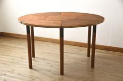 【買取】北欧ヴィンテージ　デンマーク家具　リチャードニッセン(Richard Nissen)　チーク材製　ダイニングテーブルを買取りました。