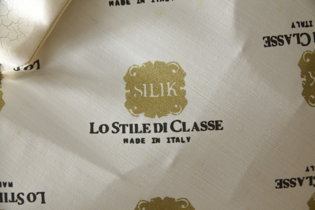 中古　イタリア高級家具　SILIK(シリック)　DAFNEシリーズ　ロココ調　優美な雰囲気漂うチェア4脚セット(ダイニングチェア、サロンチェア、イス、椅子)(定価4脚で約110万円)(R-077369)