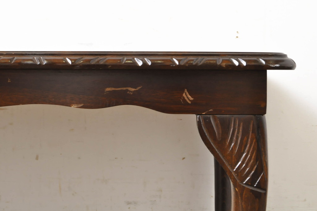 イギリスビンテージ　ウォールナット材　クラシカルな猫脚のデザインが魅力!!ガラストップのネストテーブル(ローテーブル、リビングテーブル、センターテーブル、サイドテーブル、カフェテーブル、ヴィンテージ)(R-063244)