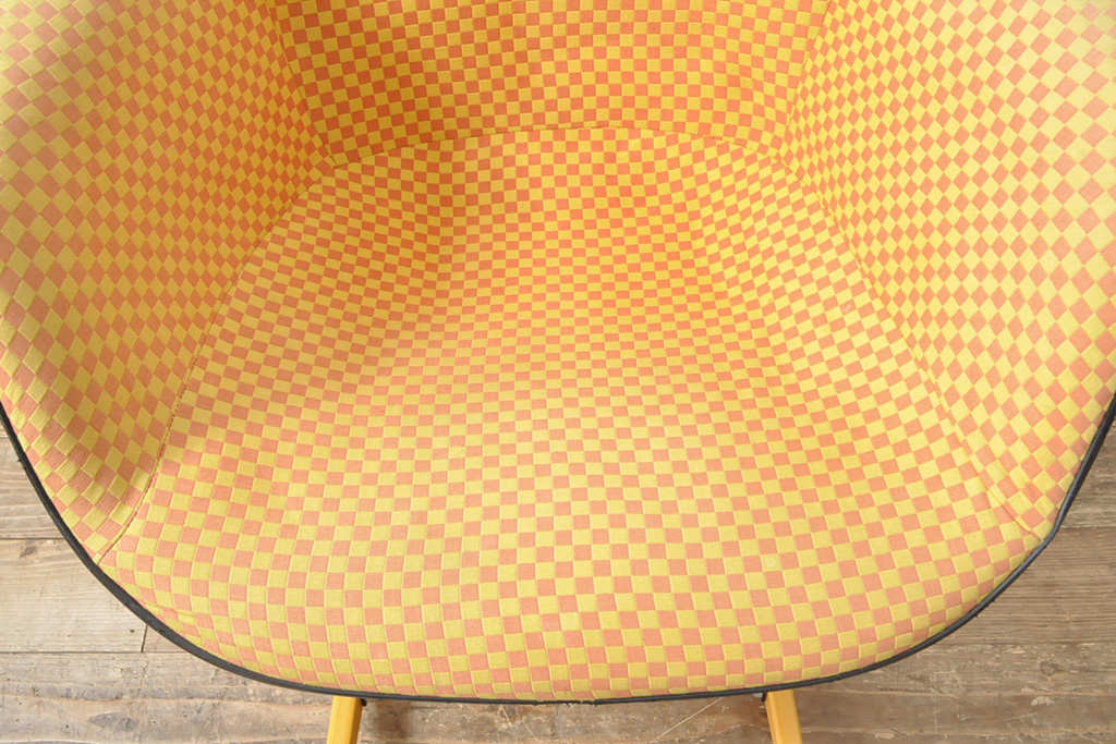 希少!　アメリカビンテージ　Hermanmiller(ハーマンミラー)　イームズシェルアームチェア　ロッカーベース　アップホルスター(ファブリック仕様)(ロッキングチェア、椅子、ヴィンテージ)(R-053364)