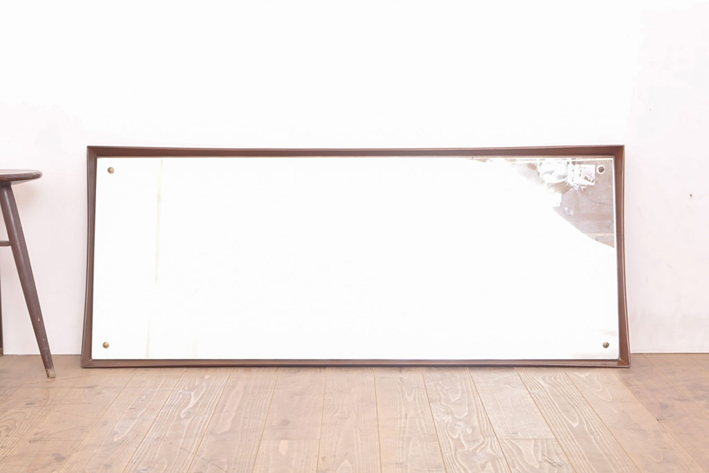 北欧ビンテージ　リメイク　スタイリッシュな佇まいが魅力的なウォールミラー(壁掛け、鏡、ヴィンテージ)(R-053175)