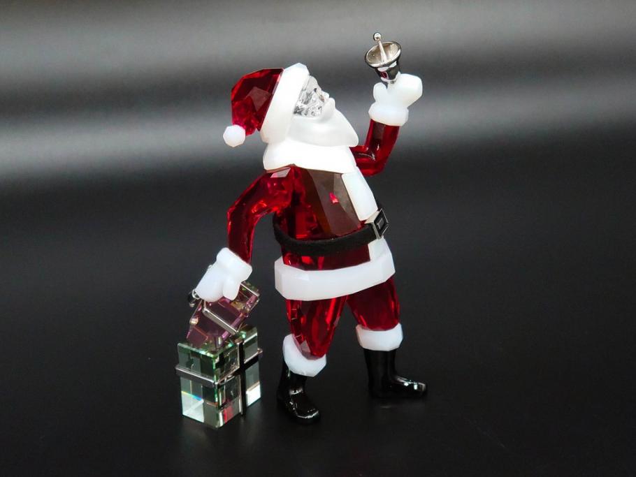 オーストリア　SWAROVSKI(スワロフスキー)　サンタクロース　高さ10.5cm　細部まで丁寧にカットされたクリスタルオブジェ(クリスマスデコレーション、クリスタルガラス、置物、ディスプレイ、箱付き)(R-078249)
