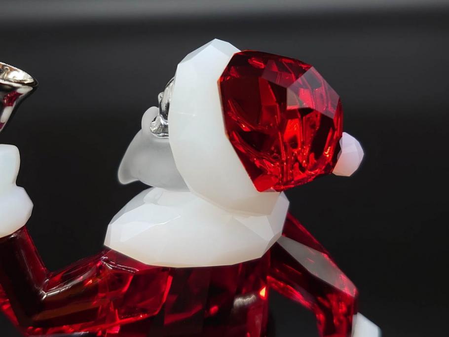 オーストリア　SWAROVSKI(スワロフスキー)　サンタクロース　高さ10.5cm　細部まで丁寧にカットされたクリスタルオブジェ(クリスマスデコレーション、クリスタルガラス、置物、ディスプレイ、箱付き)(R-078249)