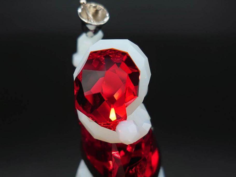 オーストリア　SWAROVSKI(スワロフスキー)　サンタクロース　高さ10.5cm　細部まで丁寧にカットされたクリスタルオブジェ(クリスマスデコレーション、クリスタルガラス、置物、ディスプレイ、箱付き)(R-078249)