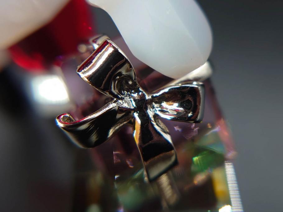 オーストリア　SWAROVSKI(スワロフスキー)　サンタクロース　高さ10.5cm　細部まで丁寧にカットされたクリスタルオブジェ(クリスマスデコレーション、クリスタルガラス、置物、ディスプレイ、箱付き)(R-078249)