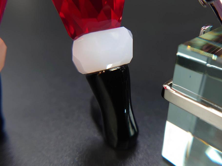 オーストリア　SWAROVSKI(スワロフスキー)　サンタクロース　高さ10.5cm　細部まで丁寧にカットされたクリスタルオブジェ(クリスマスデコレーション、クリスタルガラス、置物、ディスプレイ、箱付き)(R-078249)