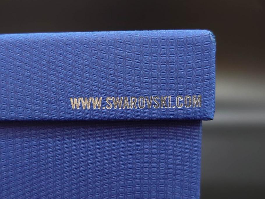 オーストリア　SWAROVSKI(スワロフスキー)　サンタクロース　高さ10.5cm　細部まで丁寧にカットされたクリスタルオブジェ(クリスマスデコレーション、クリスタルガラス、置物、ディスプレイ、箱付き)(R-078249)