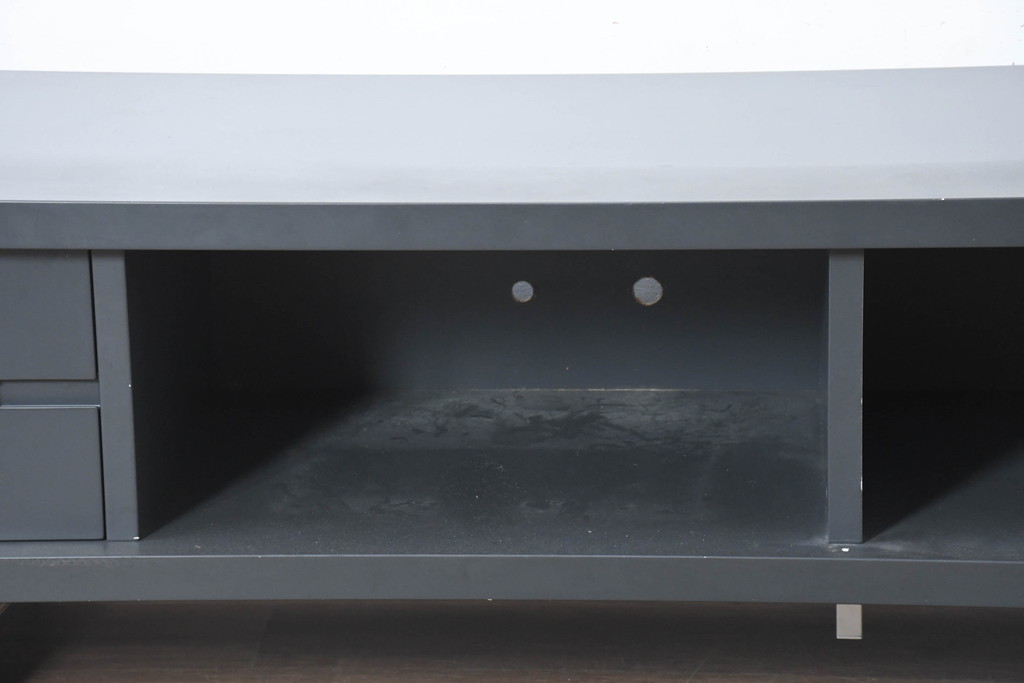 中古　美品　高級品　ACTUS(アクタス)取扱い　Poliform(ポリフォーム)社　モダンデザイン　幅2.7メートルの特大テレビボード(シアターボード、ローボード)(定価約85万円)(R-084410)