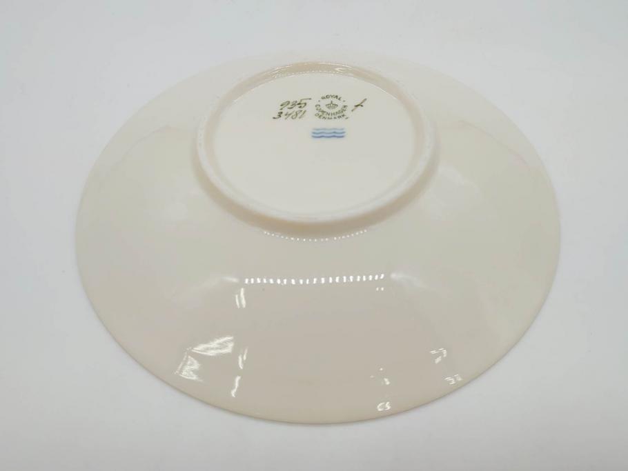 デンマーク　ROYAL COPENHAGEN(ロイヤルコペンハーゲン)　B級品　934/3481　935/3481　どんなシーンにも合わせやすいフルーツプレート2枚セット(果物モチーフ、皿、ディッシュ、洋食器)(R-078333)
