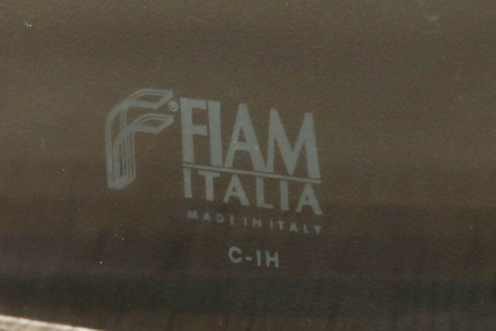 中古　美品　イタリア高級家具　FIAM Italia(フィアムイタリア)　shell　曲面ガラス　打ち寄せる波のようなデザインが美しいローテーブル(ガラステーブル、センターテーブル、コーヒーテーブル)(定価約90万円)(R-063661)