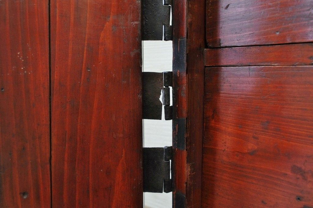 アンティーク家具　江戸期　味わい深い観音開き時代箪笥