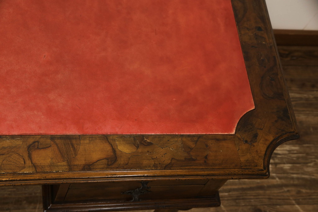 イギリスビンテージ　高級品　ARS LIGNI　マホガニー材製の贅沢なアンティーク調デスク(テーブル、ワークデスク、在宅ワーク、在宅用、ヴィンテージ)(R-060744)