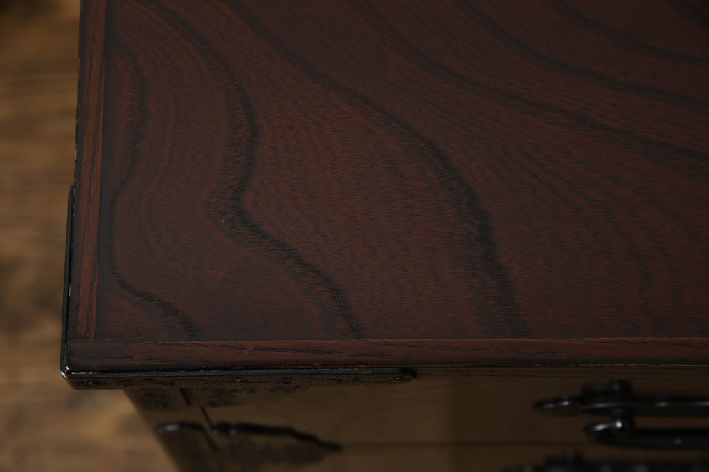 中古　美品　筑後民芸　表面欅(ケヤキ)材　重厚な佇まいが魅力的なテレビ台(ローボード、ローチェスト)(R-061022)