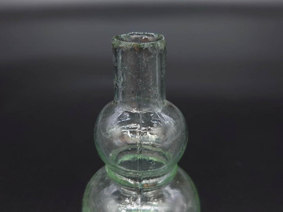 戦前　当時物　瓢箪型　気泡や絶妙なフォルムが味わいのあるニッキ水瓶5個セット(豆ガラス、ちびニッキ水、ガラス容器、駄菓子屋ビン、ペロペロ、レトロガラス、一輪挿し、ひょうたん)(R-077064)