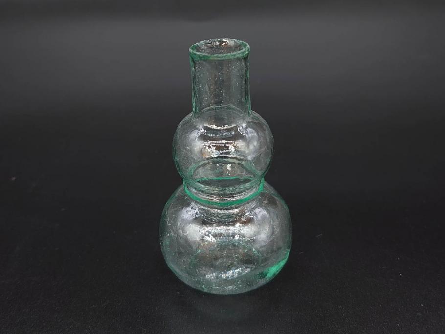 戦前　当時物　瓢箪型　気泡や絶妙なフォルムが味わいのあるニッキ水瓶5個セット(豆ガラス、ちびニッキ水、ガラス容器、駄菓子屋ビン、ペロペロ、レトロガラス、一輪挿し、ひょうたん)(R-077064)