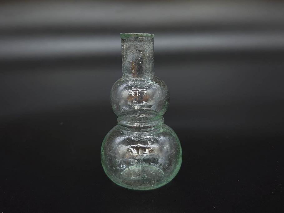 戦前　当時物　瓢箪型　気泡や絶妙なフォルムが味わいのあるニッキ水瓶5個セット(豆ガラス、ちびニッキ水、ガラス容器、駄菓子屋ビン、ペロペロ、レトロガラス、一輪挿し、ひょうたん)(R-077064)