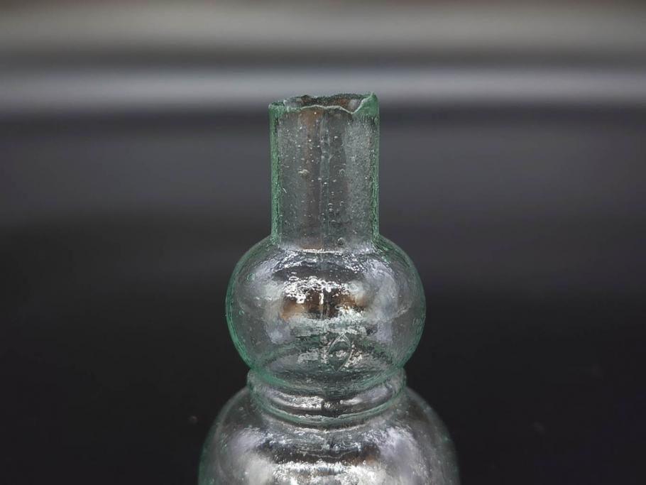戦前　当時物　瓢箪型　気泡や絶妙なフォルムが味わいのあるニッキ水瓶5個セット(豆ガラス、ちびニッキ水、ガラス容器、駄菓子屋ビン、ペロペロ、レトロガラス、一輪挿し、ひょうたん)(R-077065)