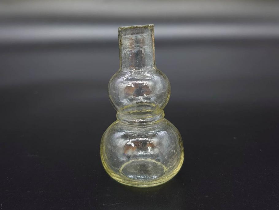 戦前　当時物　瓢箪型　気泡や絶妙なフォルムが味わいのあるニッキ水瓶5個セット(豆ガラス、ちびニッキ水、ガラス容器、駄菓子屋ビン、ペロペロ、レトロガラス、一輪挿し、ひょうたん)(R-077066)