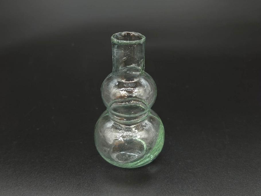 戦前　当時物　瓢箪型　気泡や絶妙なフォルムが味わいのあるニッキ水瓶5個セット(豆ガラス、ちびニッキ水、ガラス容器、駄菓子屋ビン、ペロペロ、レトロガラス、一輪挿し、ひょうたん)(R-077066)
