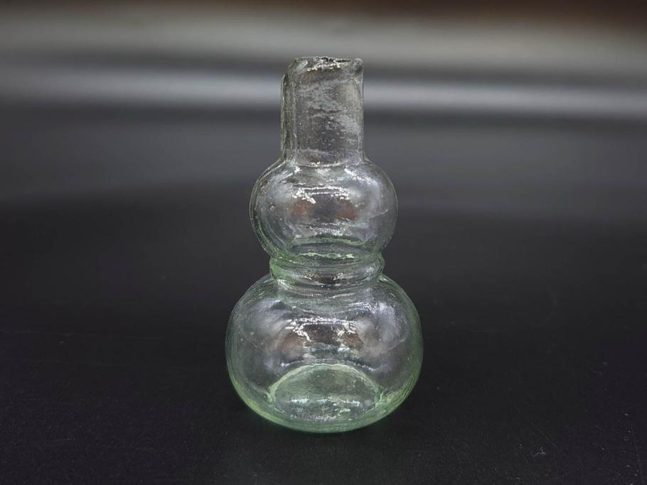 戦前　当時物　瓢箪型　気泡や絶妙なフォルムが味わいのあるニッキ水瓶5個セット(豆ガラス、ちびニッキ水、ガラス容器、駄菓子屋ビン、ペロペロ、レトロガラス、一輪挿し、ひょうたん)(R-077066)