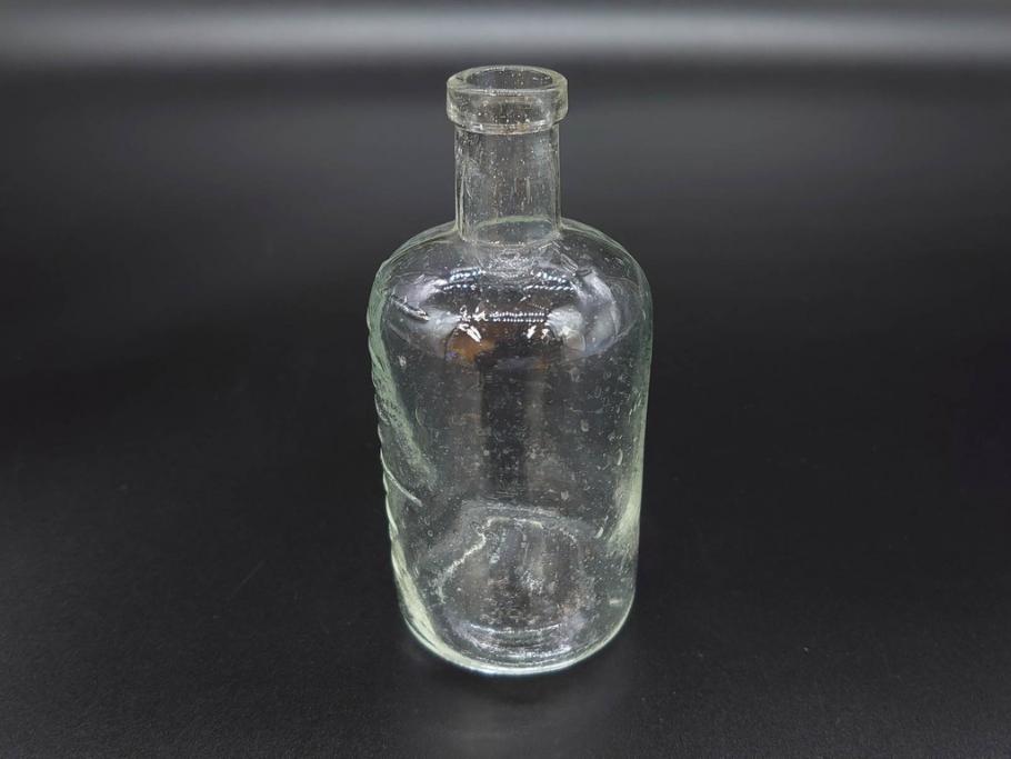大正〜昭和初期　様々な用途に使える小瓶5個セット(気泡、ガラスビン、硝子、ボトル、薬瓶、花瓶、花入れ、花器)(R-077073)