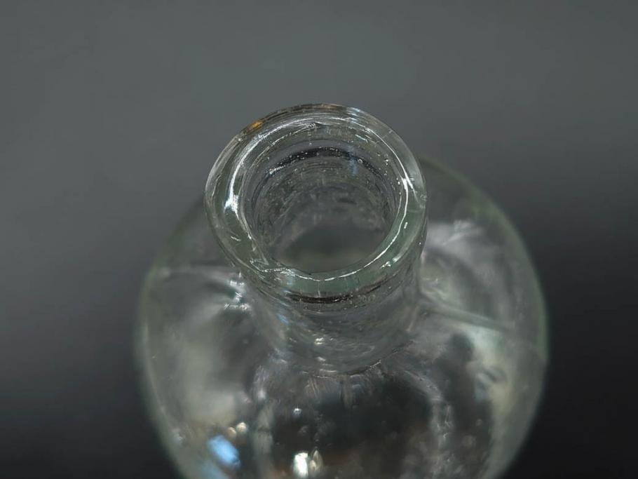 大正〜昭和初期　様々な用途に使える小瓶5個セット(気泡、ガラスビン、硝子、ボトル、薬瓶、花瓶、花入れ、花器)(R-077073)