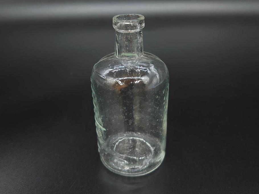 大正〜昭和初期　様々な用途に使える小瓶5個セット(気泡、ガラスビン、硝子、ボトル、薬瓶、花瓶、花入れ、花器)(R-077073)