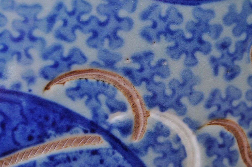 アンティーク雑貨　大振り!獅子の図の見事な瀬戸火鉢