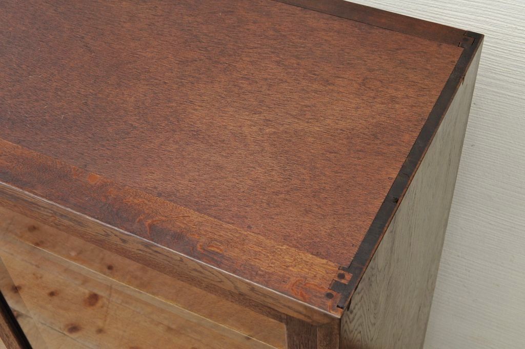 アンティーク家具　◇1970年代シンプルな二段重ね収納棚(飾り棚・食器棚)