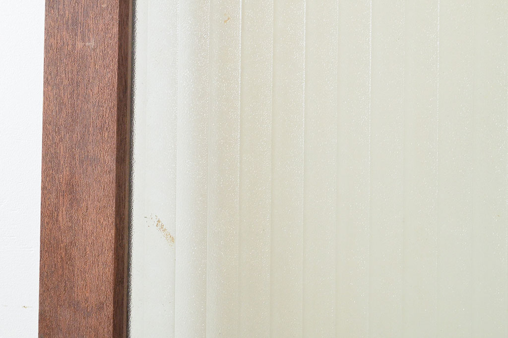 アンティーク建具 昭和レトロな雰囲気漂うラワンの扉1枚(木製