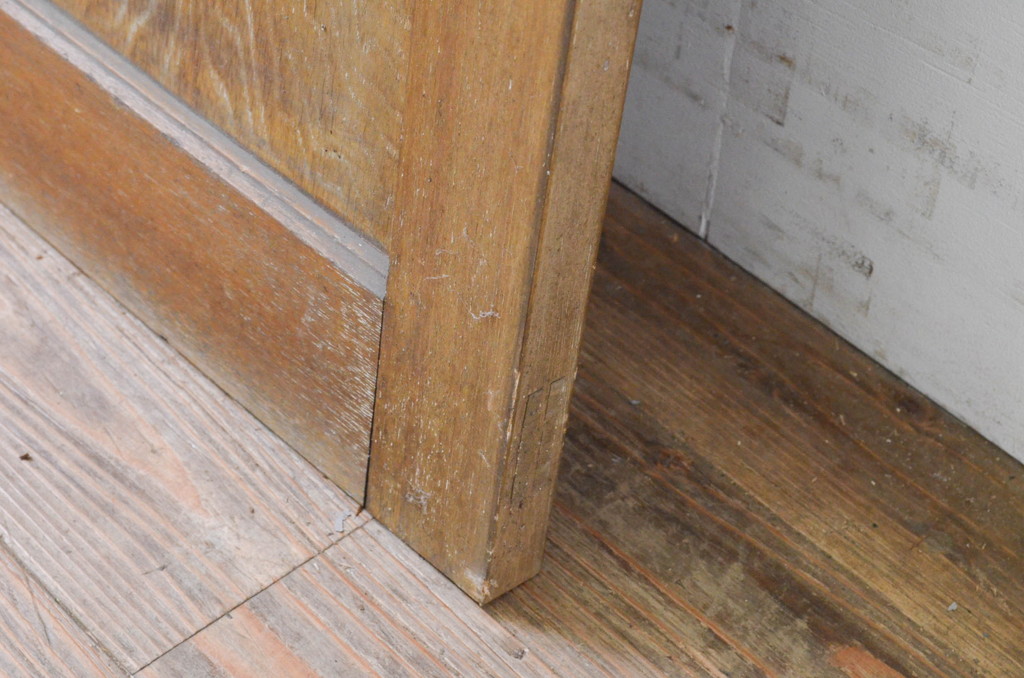 アンティーク建具　レトロな佇まいが魅力的なガラス窓付きドア1枚(木製扉、玄関ドア)(R-068836)
