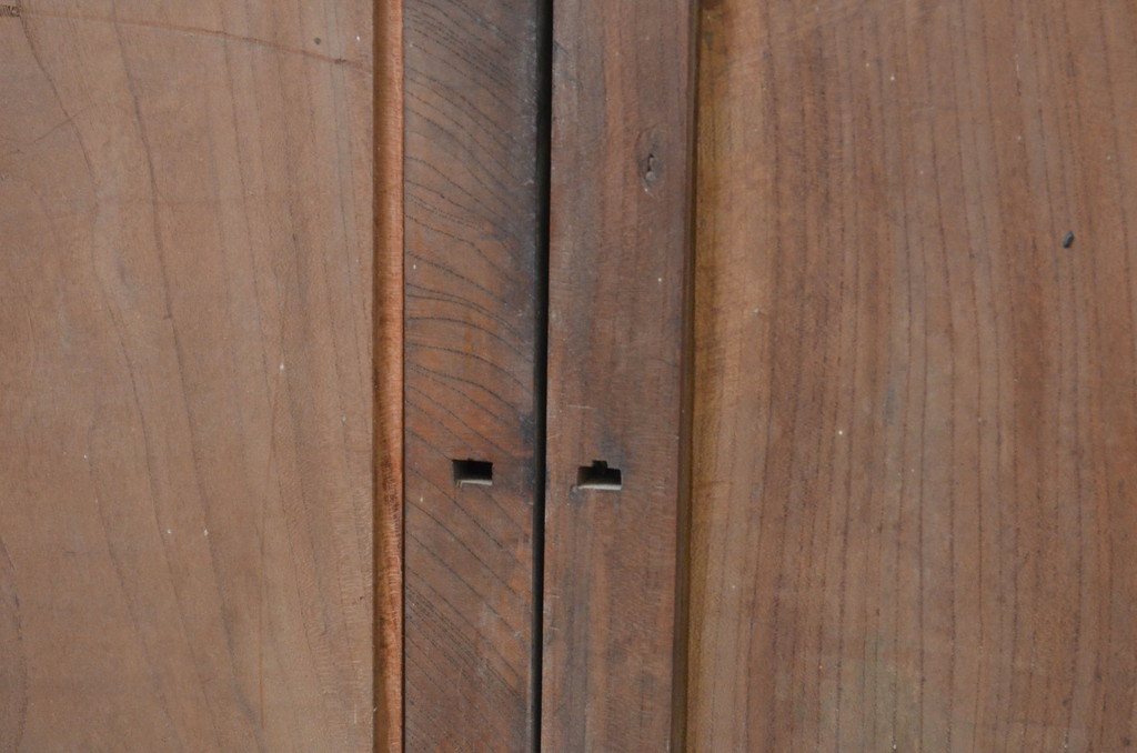 アンティーク建具　総欅(ケヤキ)材一枚板　経年を感じさせる木味が魅力の板戸窓2枚セット(引き戸)(R-068839)