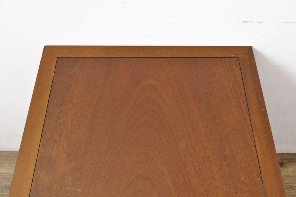 中古　DREXEL HERITAGE(ドレクセルヘリテイジ)　Triune(トライユン)シリーズ　すっきりした佇まいのエンドテーブル(定価約21万円)(サイドテーブル、飾り台)(R-058731)