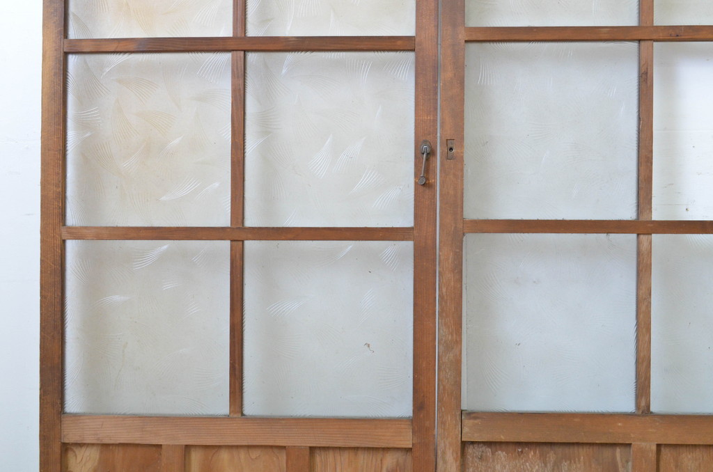 アンティーク建具　どこか懐かしい雰囲気漂う幅狭ガラス戸3枚セット(引き戸)(R-062966)