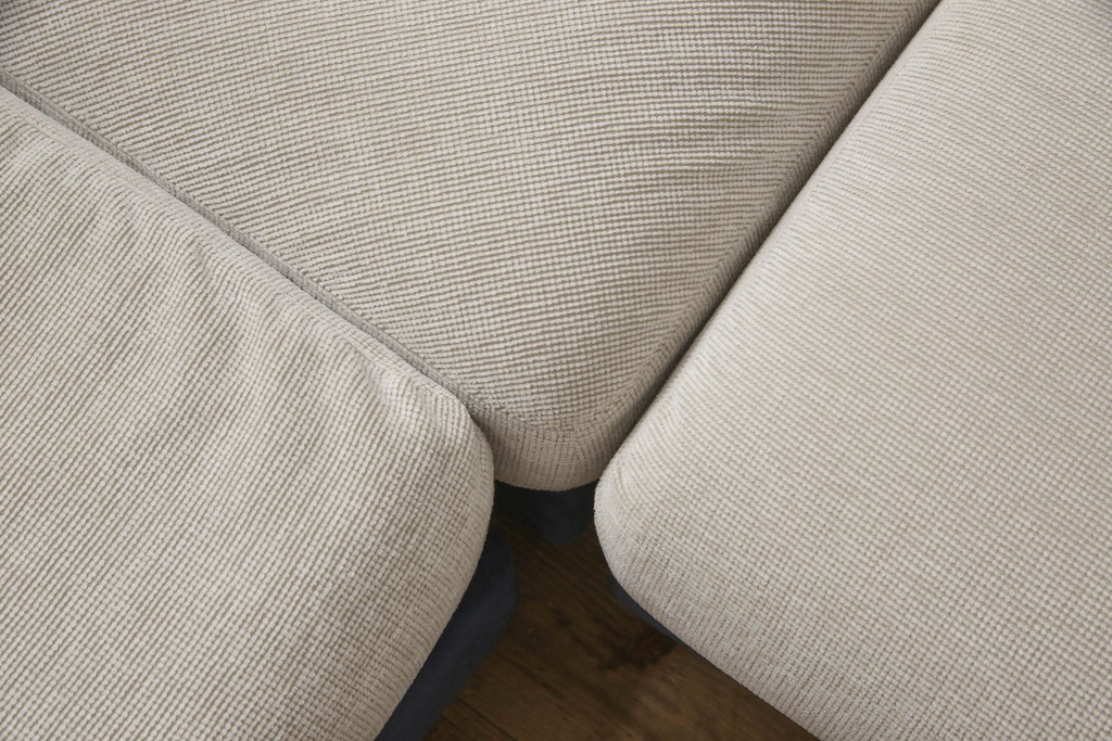 中古　arflex(アルフレックス)　A SOFA(エー・ソファ)　涼しげな色合いが爽やかさを醸し出す4人掛けソファ(四人掛けソファ)(定価約80万円)(R-052717)