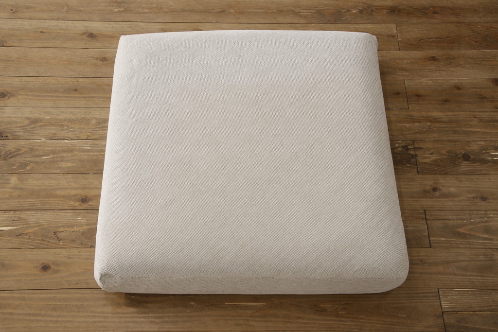 中古　arflex(アルフレックス)　A SOFA(エー・ソファ)　涼しげな色合いが爽やかさを醸し出す4人掛けソファ(四人掛けソファ)(定価約80万円)(R-052717)