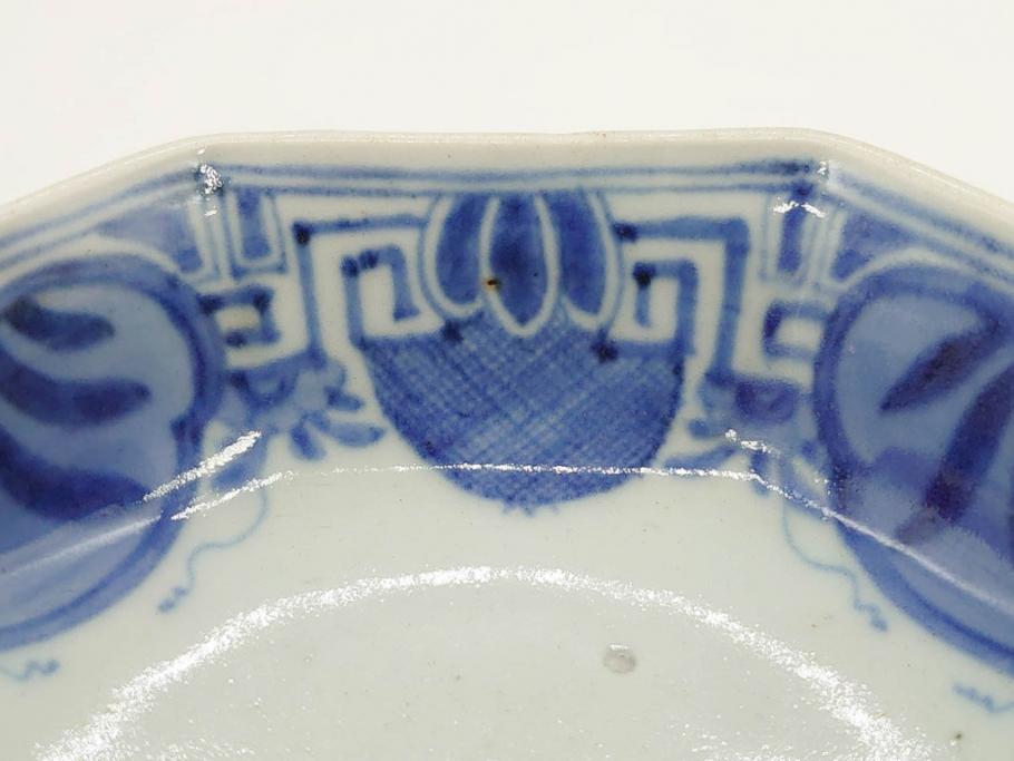 江戸期　古伊万里　染付　編笠文　約15cm　4.9寸　珍しい図柄と藍色の濃淡が印象的な八角皿3枚セット(編み笠、傘、カサ、かさ、変形皿、深皿、和皿、和食器、四寸九分)(R-071499)