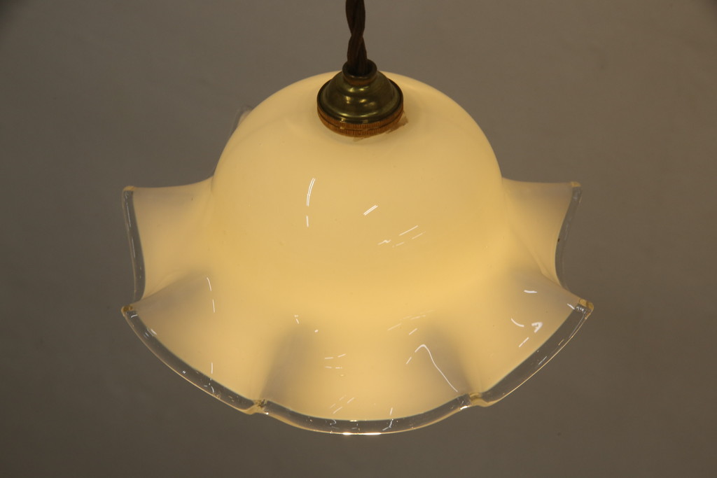ヴィンテージ照明　イギリスビンテージ　上品なフリルシェードのペンダントライト(ランプシェード、天井照明、吊り下げ照明)(R-059390)