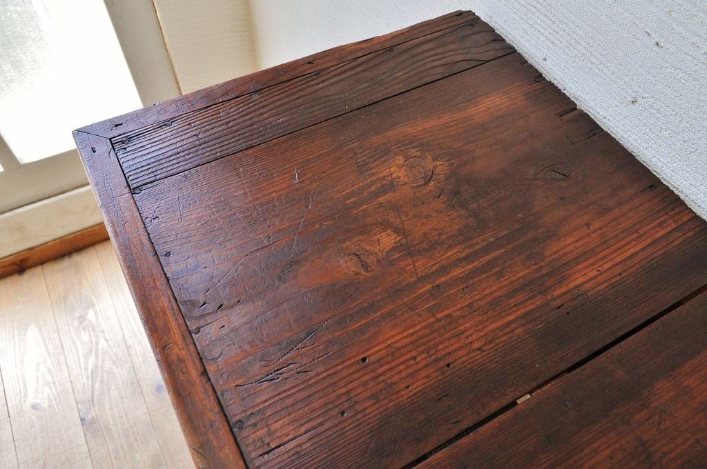 アンティーク家具　古い木の引き出し付き収納棚(飾り棚・食器棚・陳列棚)