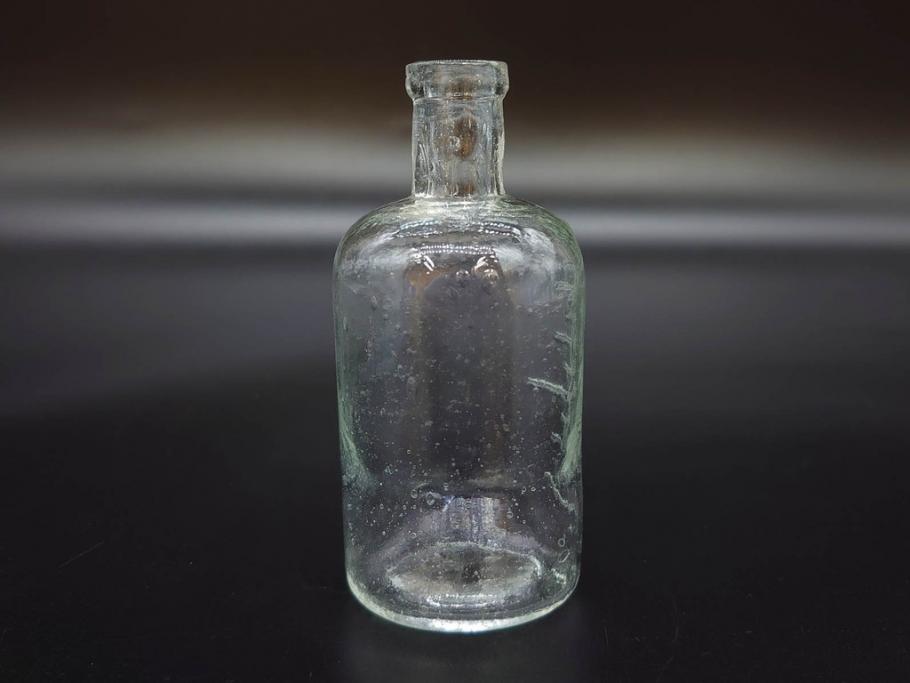 大正〜昭和初期　様々な用途に使える小瓶5個セット(気泡、ガラスビン、硝子、ボトル、薬瓶、花瓶、花入れ、花器)(R-077081)