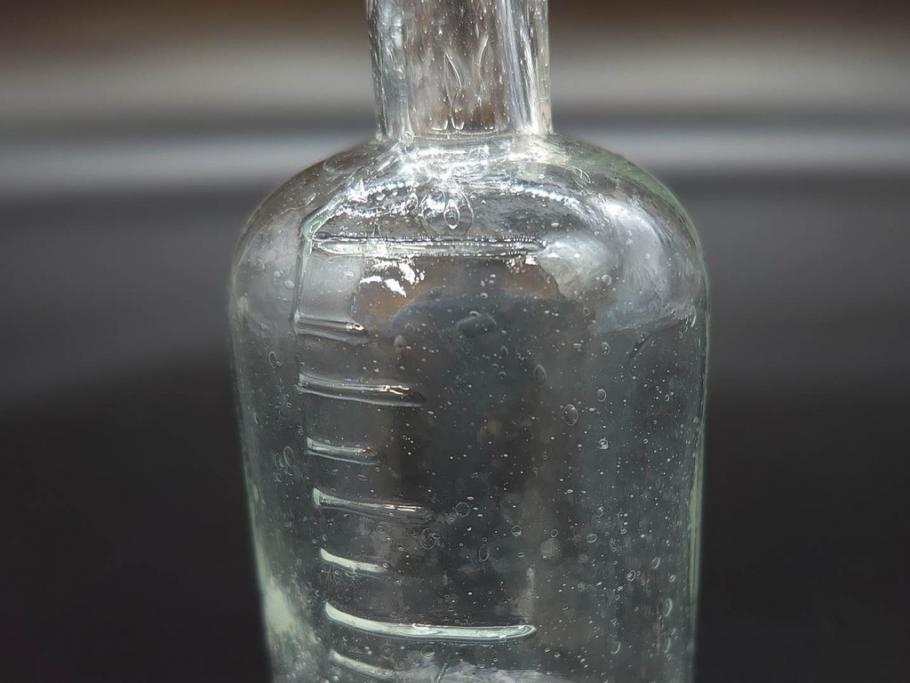 大正〜昭和初期　様々な用途に使える小瓶5個セット(気泡、ガラスビン、硝子、ボトル、薬瓶、花瓶、花入れ、花器)(R-077081)